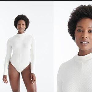 Women’s White Long-Sleeve Mock Neck Bodysuit
